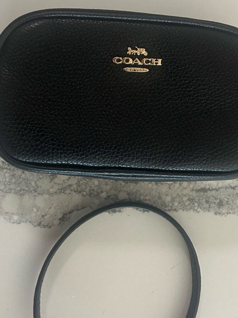 EUC Coach Mini Bag In Black Pebbled Leather Compact Gold Hardware Zip Closure